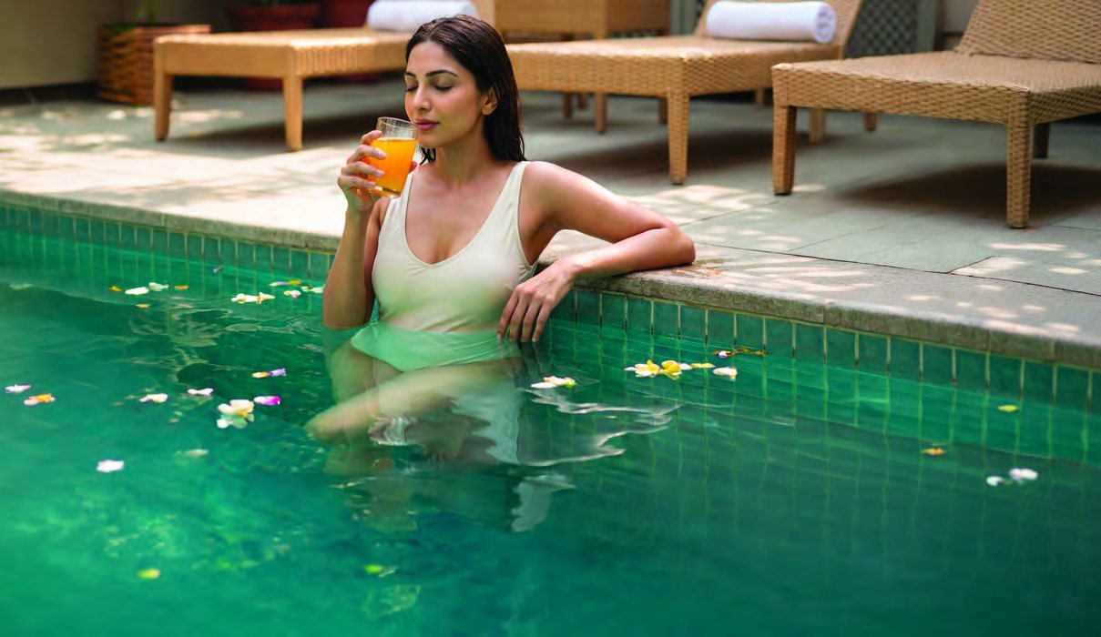 Swimming Pool with Deck
